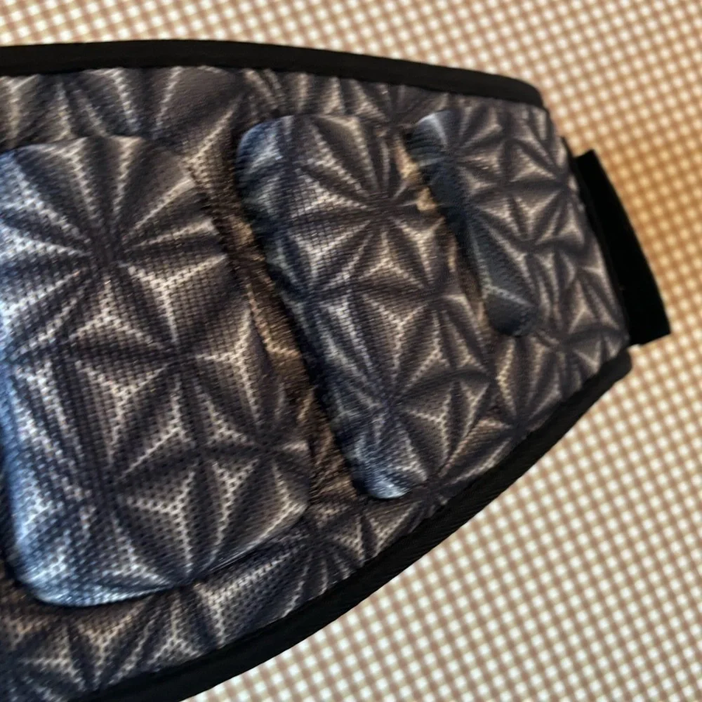 SERICHAMK weightlifting belt. Men’s‎ size XL